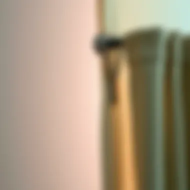 Comparison: Adhesive Curtain Hooks vs Traditional Hardware Comparison of adhesive curtain hooks and traditional hardware